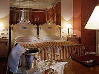 hotel_regency.jpg