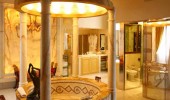 Royal Suite Bathroom